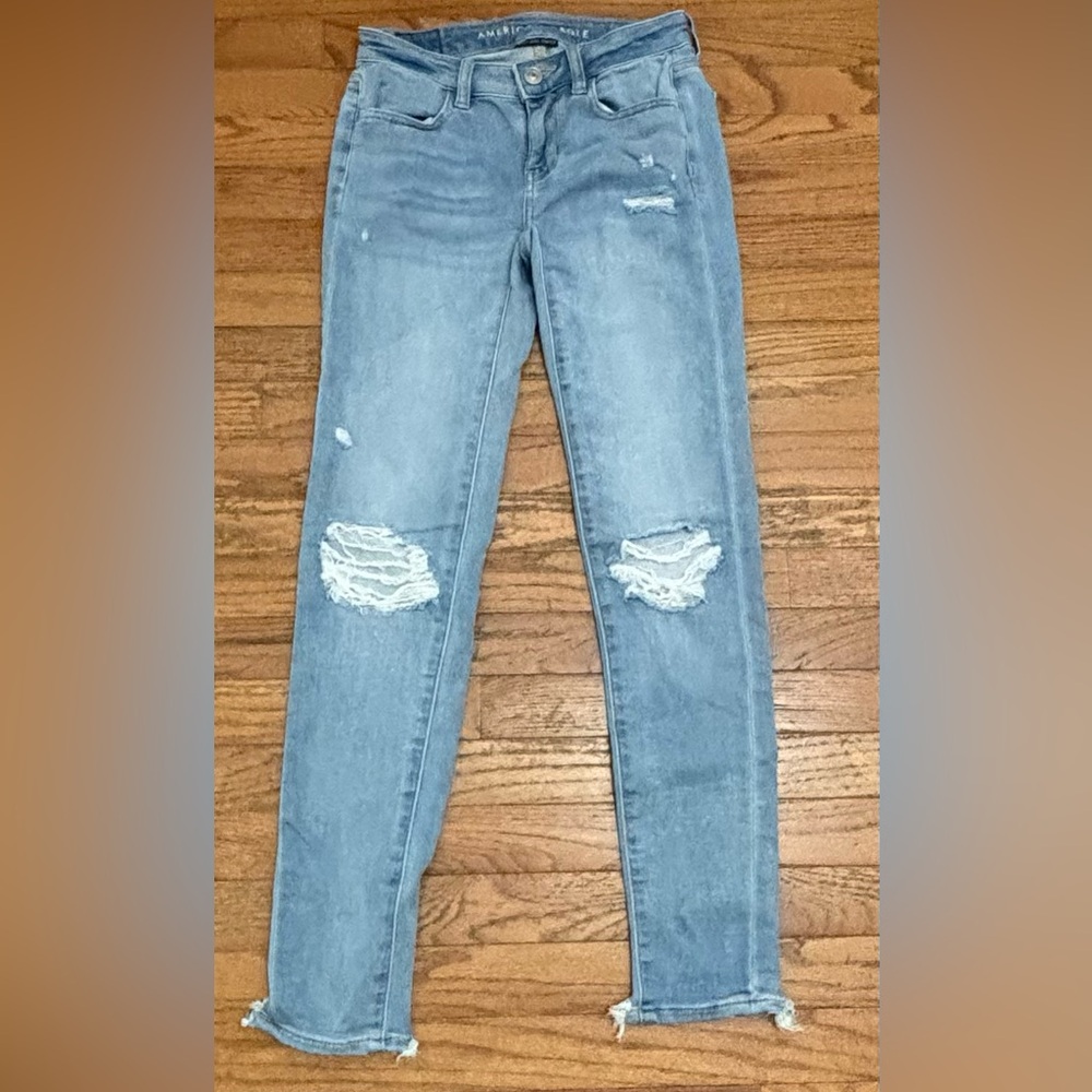 American Eagle Next Level Stretch Distressed Jeggings | Size 00 Long